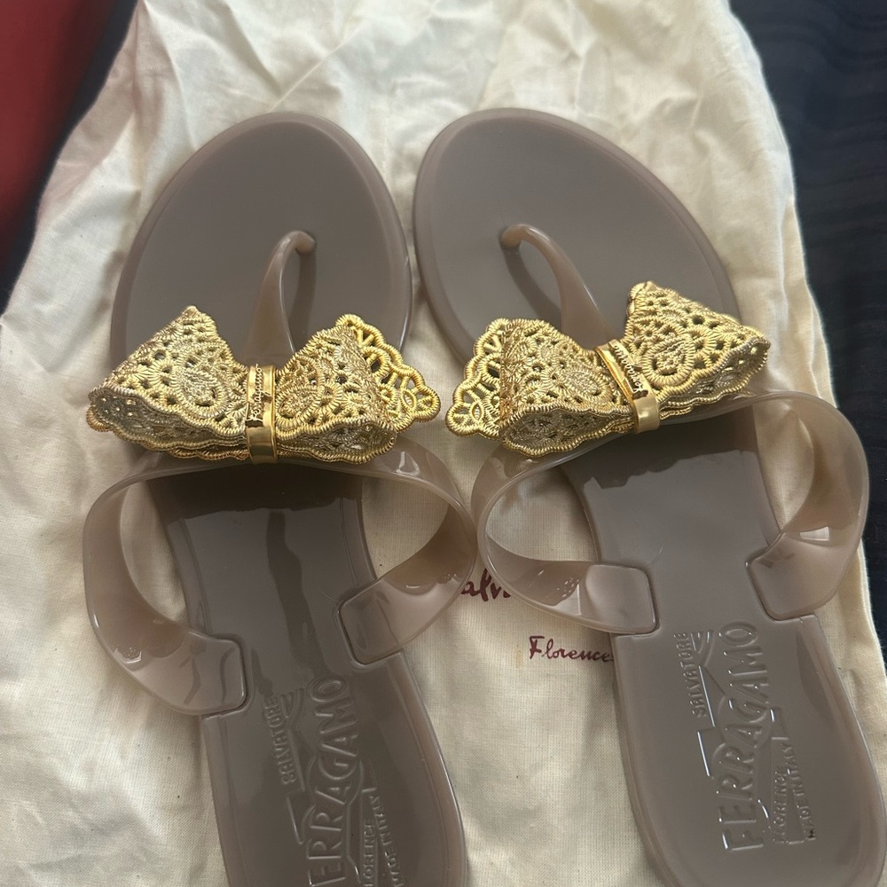 Salvatore Ferragamo Women's Sandals with Gold Bow